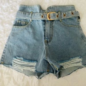 Kittenish short by Jessie James Decker